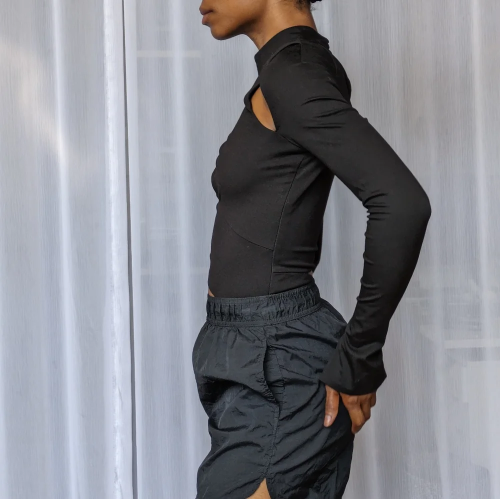 NWT Revolve H:ours Antonia Bodysuit in Black | Size XS - Picture 6 of 8
